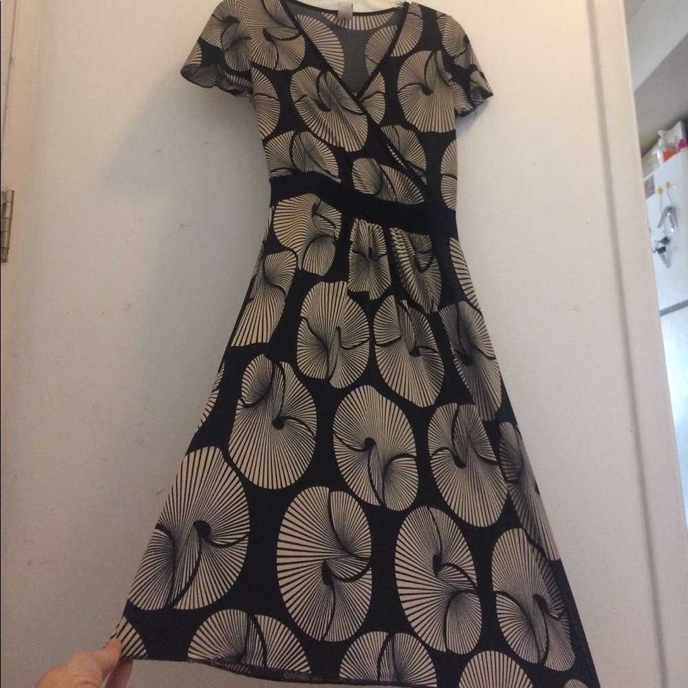 Geometric pattern midi dress