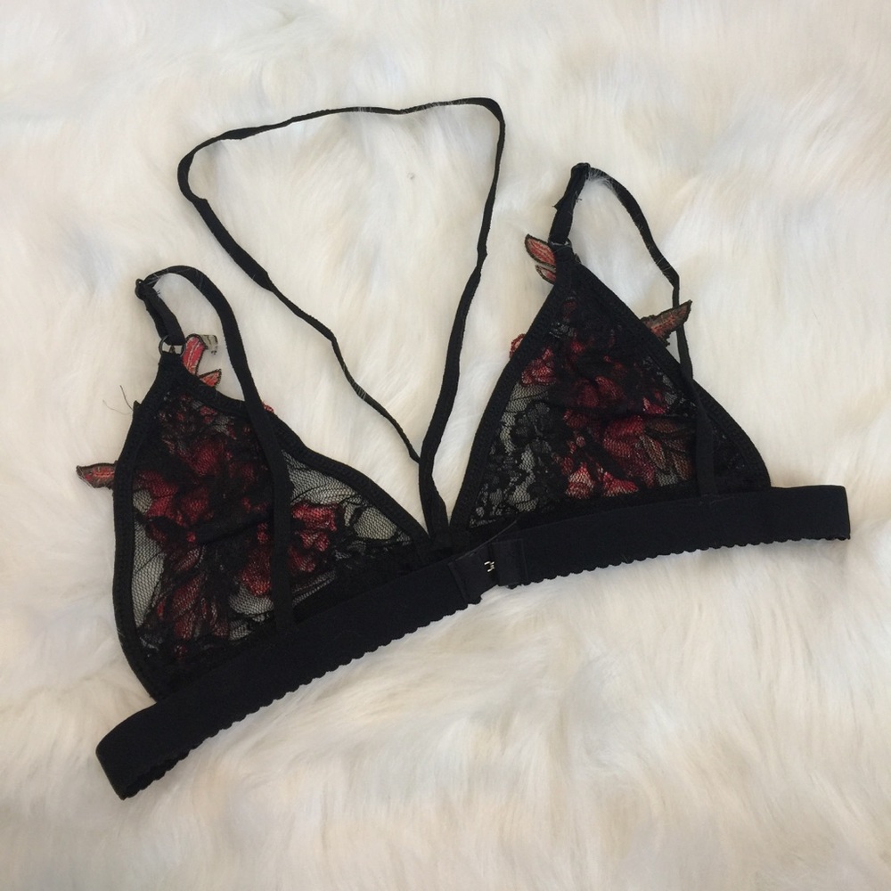 ❄️Winter Sale❄️ New Rose Floral Halter Bralette - Picture 2 of 2