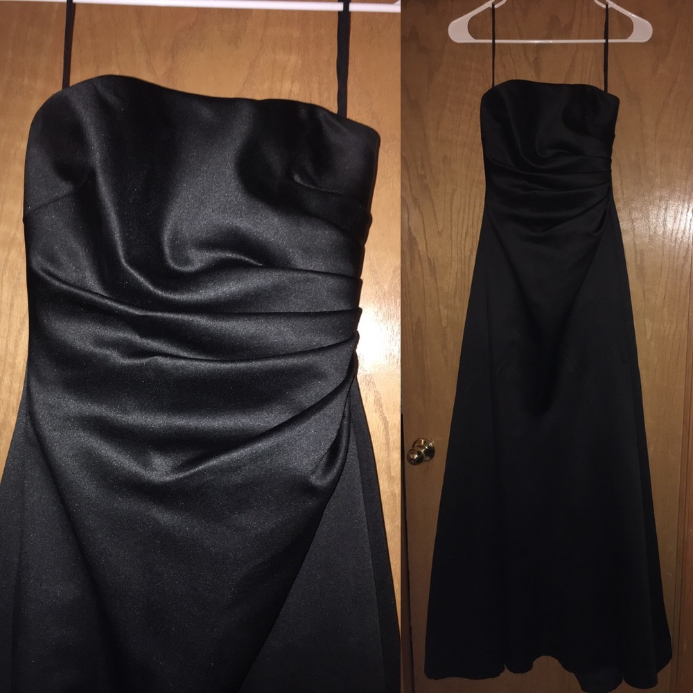 Strapless Formal Gown