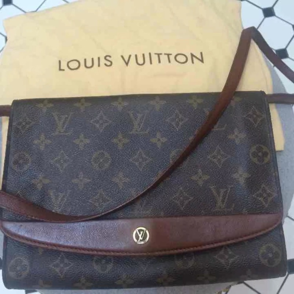 SOLD Vintage Authentic Louis Vuitton Shoulder Bag