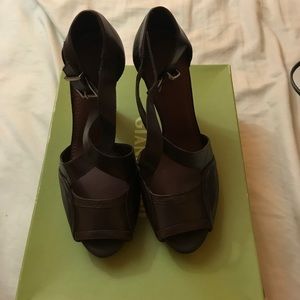 Gianni Bini Brown Heels