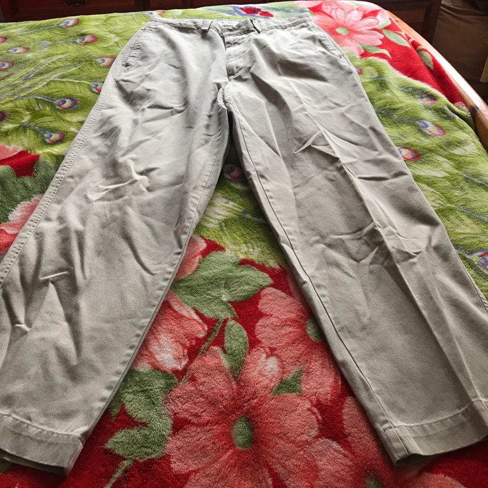 Gap Khakis