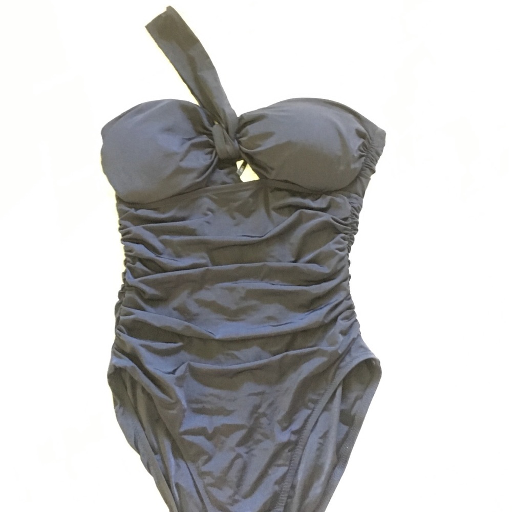 Navy one shoulder ruched one piece!