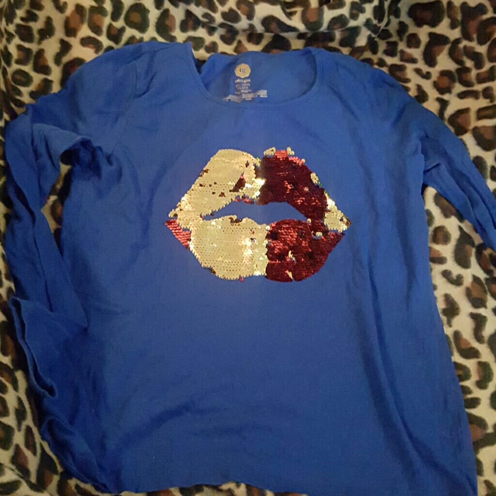 Lipstick sequence long sleeve top. Plus size girls