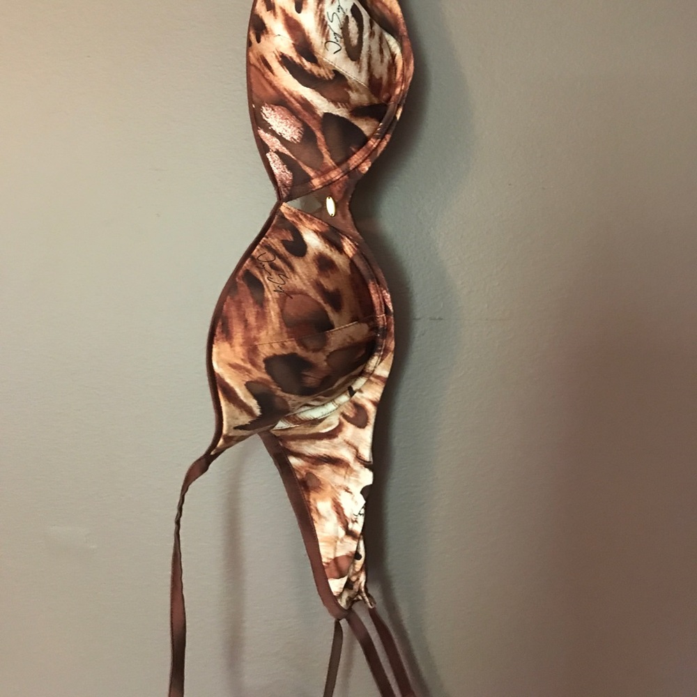 Sexy leopard print bra!