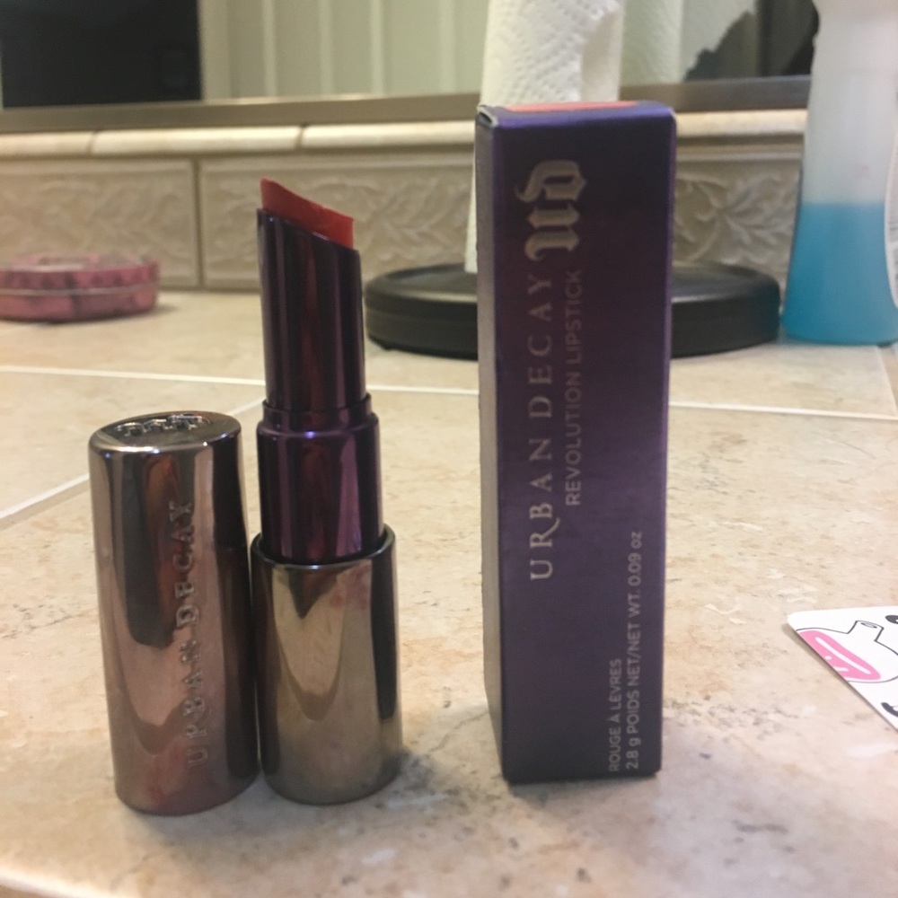 urban decay lipstick