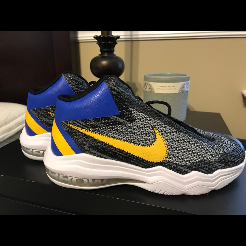 nike air max audacity "fear the brow"