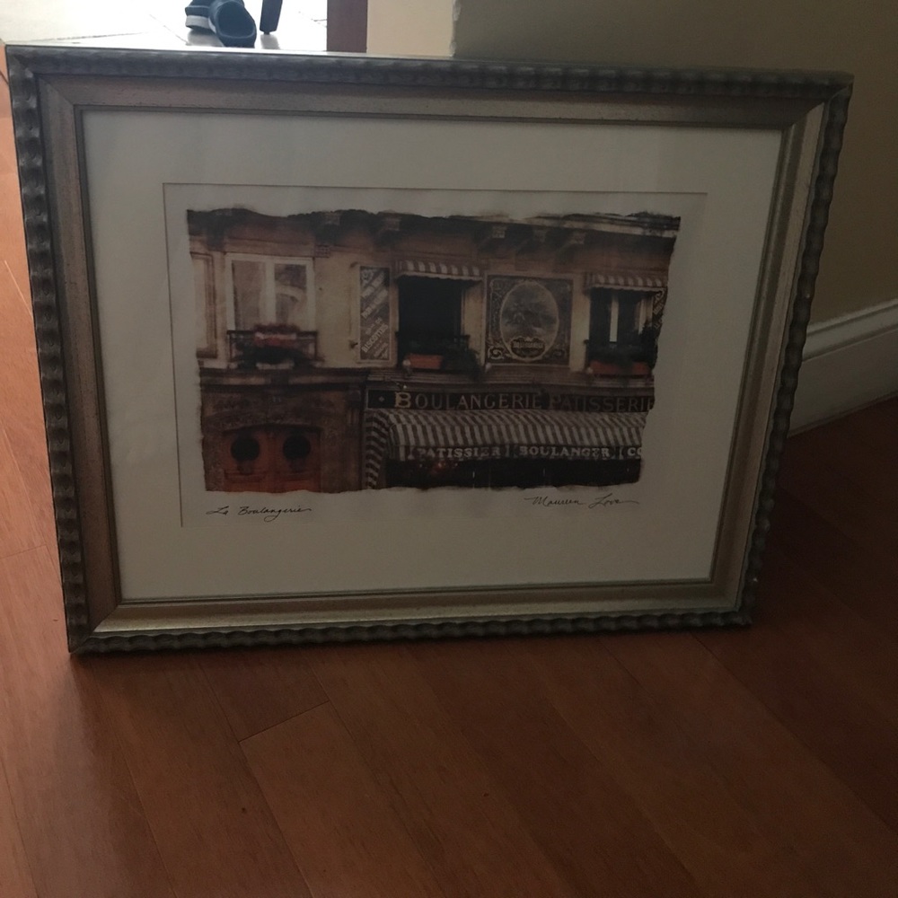 Beautiful painting. Come with frame