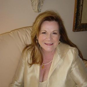 Meet your Posher, Suzanne