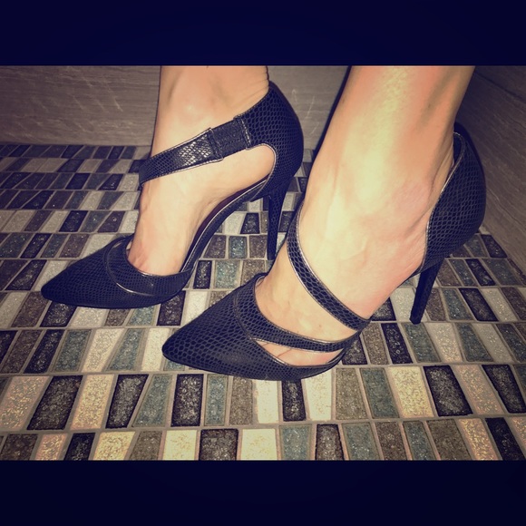 High heels Charles by Chrales David - Picture 1 of 3