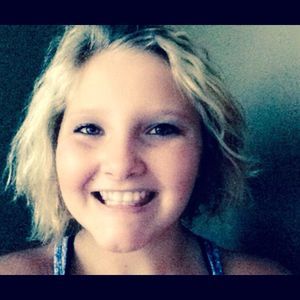 Meet your Posher, Alicia