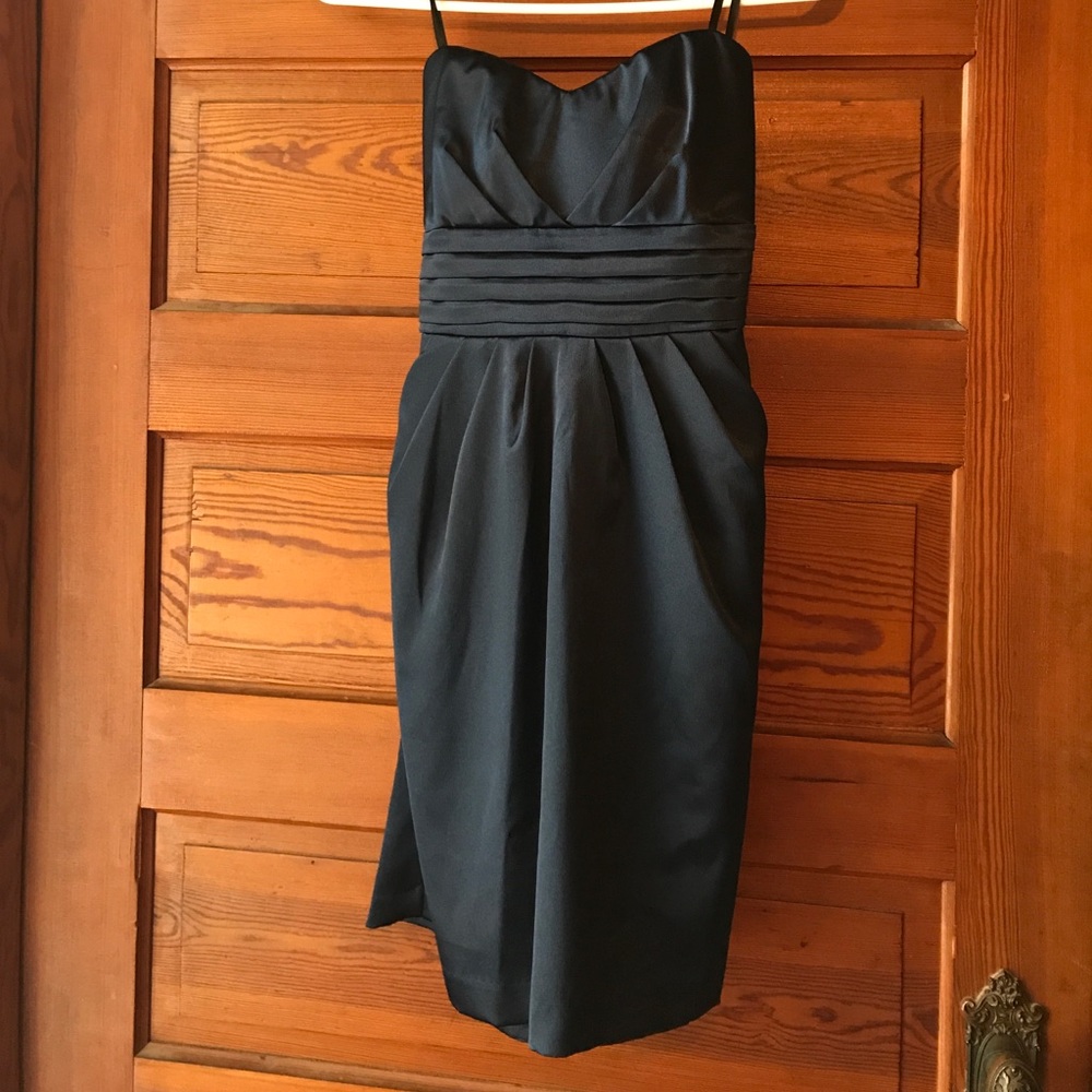Navy blue cocktail dress with POCKETS!