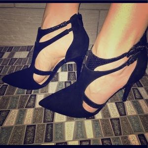 Guess heels size 9m