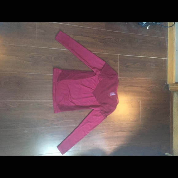 Super cute Bebe sweater dress with freebie - Picture 4 of 4