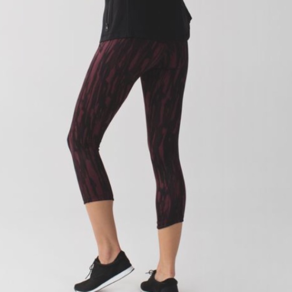 {lululemon} exquisite tiger leggings