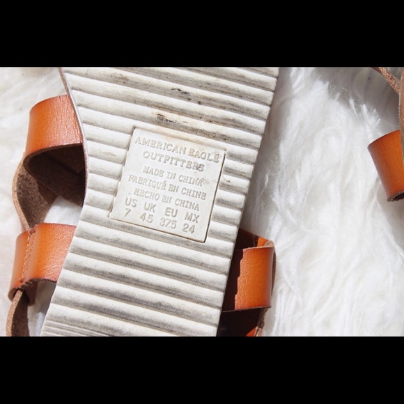 AEO American eagle leather looking sandals - Picture 6 of 8