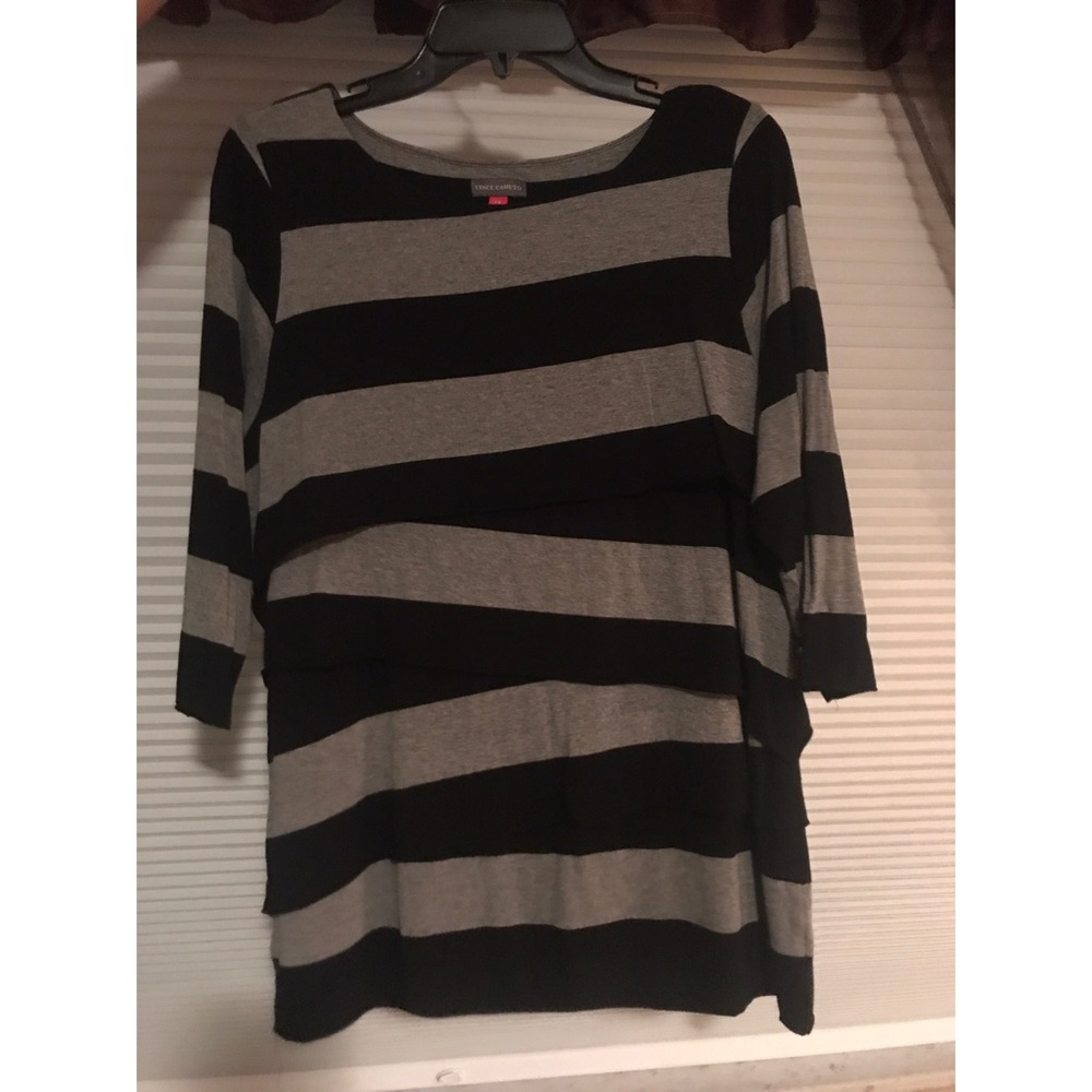 Vince Camuto Top