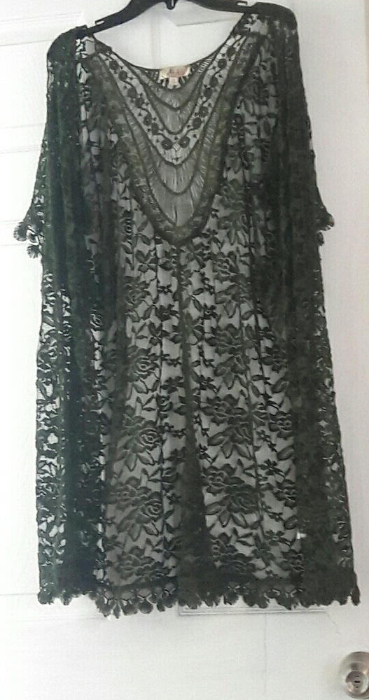 Lacey Kimono thing ❤❤❤