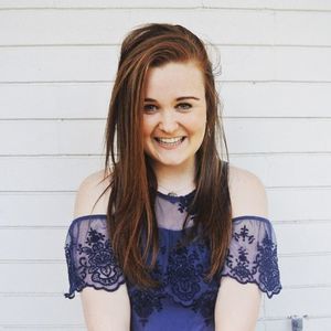 Meet your Posher, Alexandra