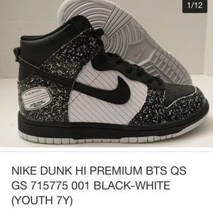 Nike Dunk Hi Primium BTS size boys size 7