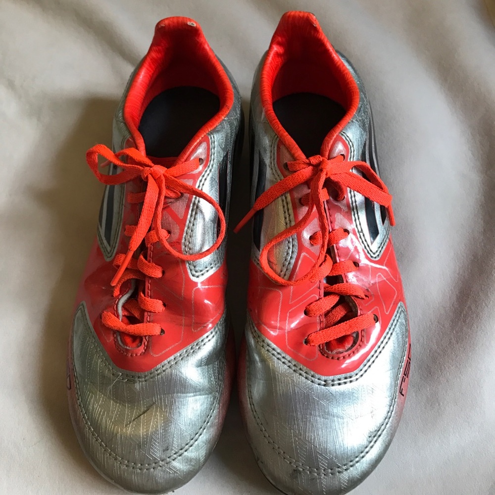 Kids Soccer Cleat