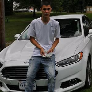 Meet your Posher, Daniel