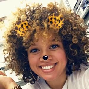 Meet your Posher, Misa