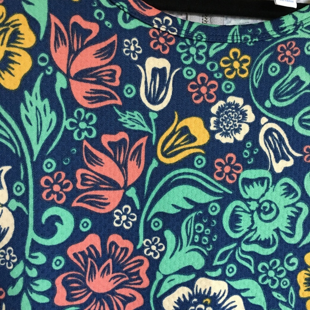 SOLD XL Lularoe Amelia - Picture 2 of 2
