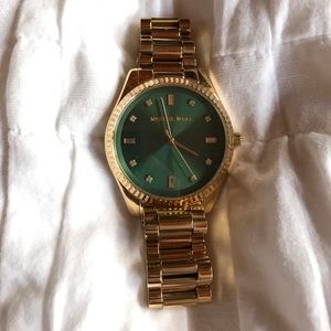 Michael Korea Gold oversized watch