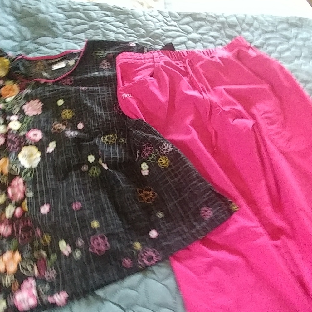 Scrub pants and matching top.