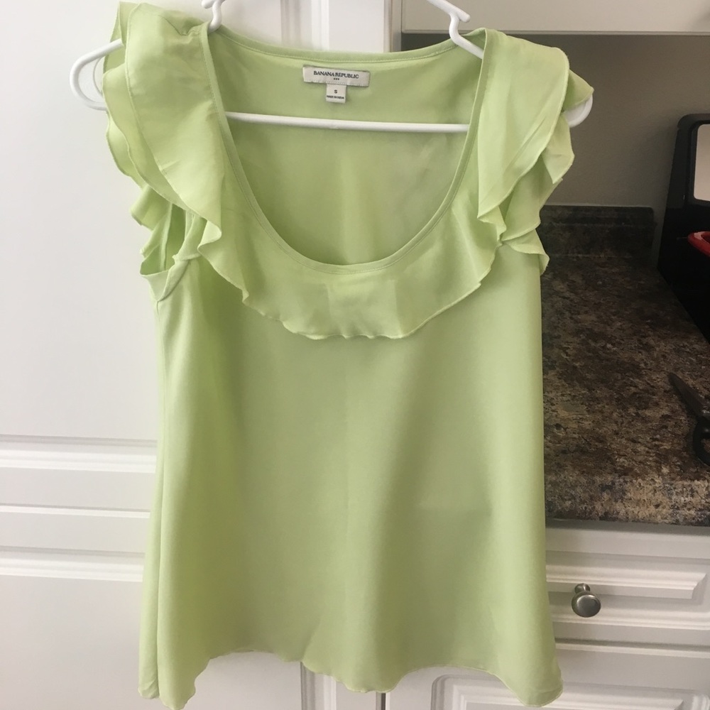 Banana Republic green sleeveless top