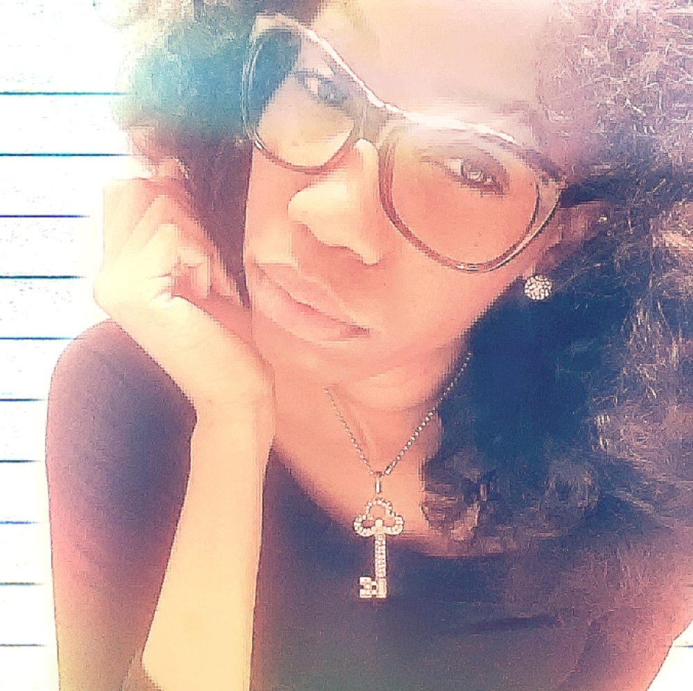 Meet your Posher, Teay