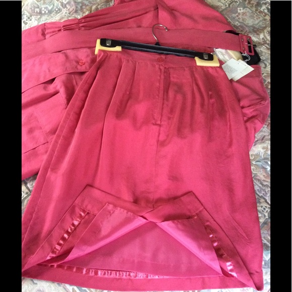 Vintage Silk Skirt Suit With Unique Sun Design - Picture 4 of 6