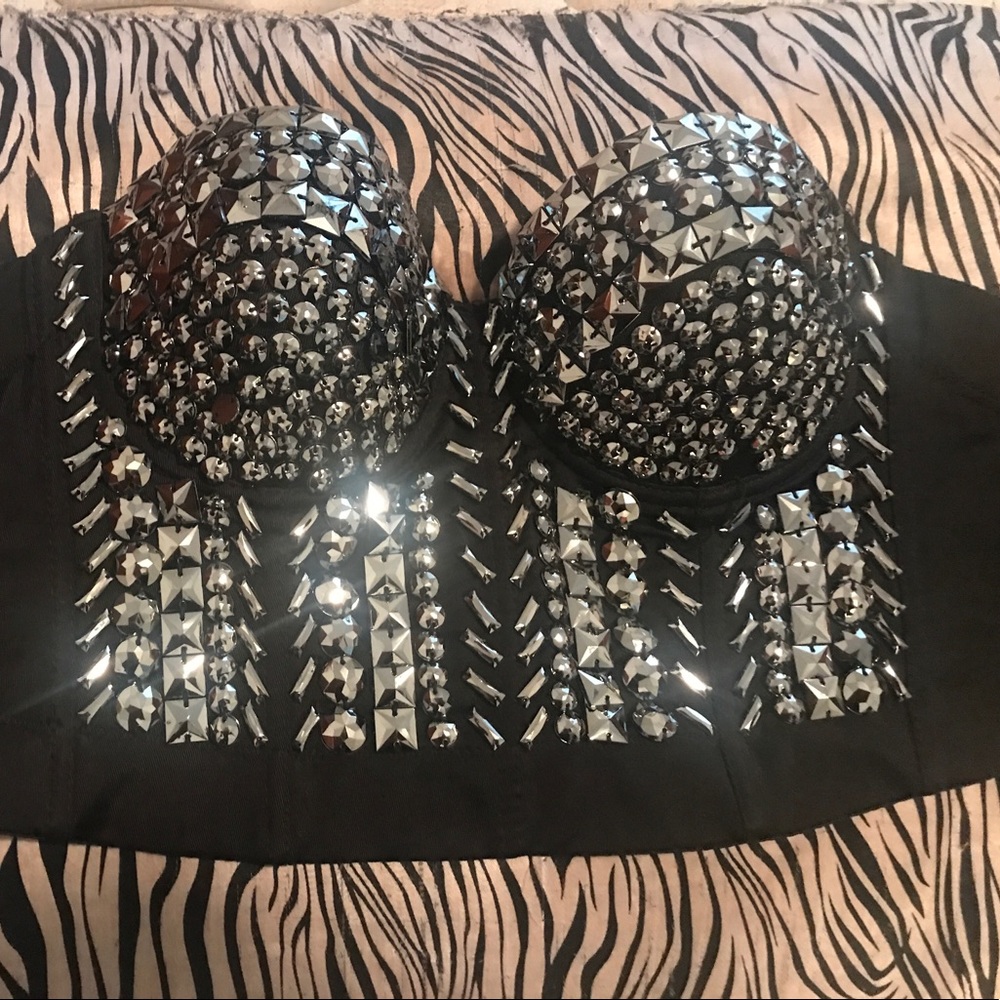 Sexy corset for a night out😍