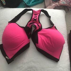 VS Sports Bra