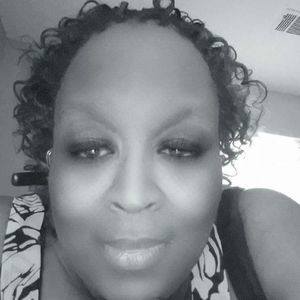 Meet your Posher, Cynthia