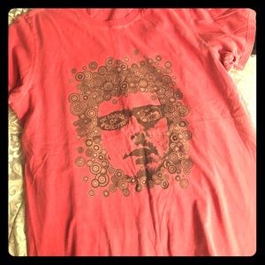 Great t-shirt, smoke free home