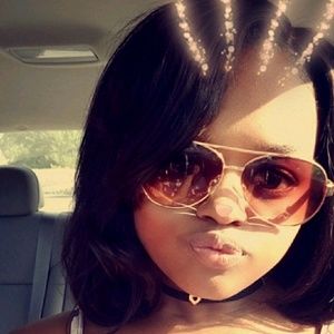 Meet your Posher, Kandie