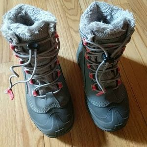 Girls winter boots