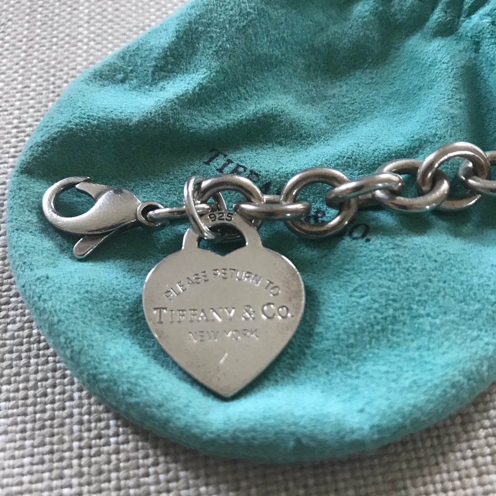 TIFFANY & CO. Heart Tag Bracelet
