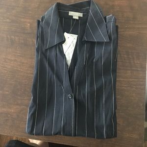 Ann Taylor sleeveless button up shirt
