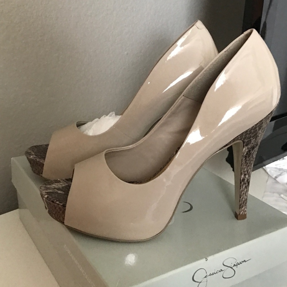 Open toed patten leather Jessica Simpson heels