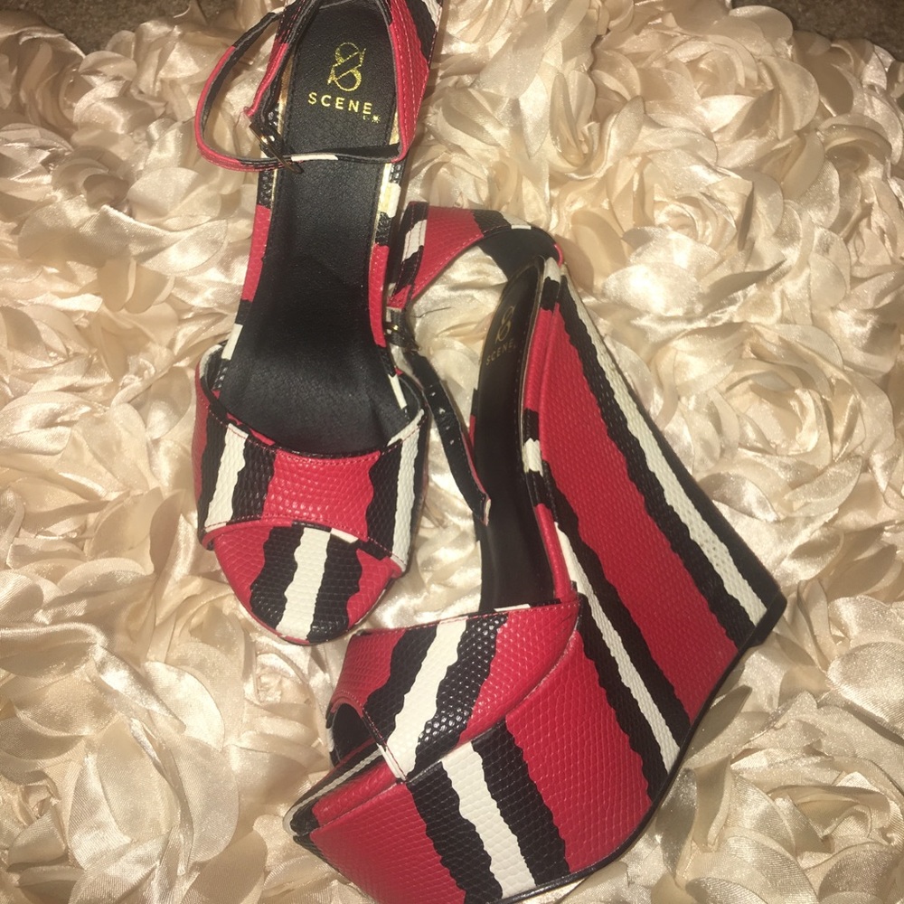 Platform wedge sandals