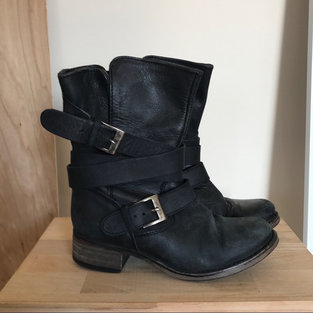 Steve Madden Black 'Brewzzer' Moto Boots