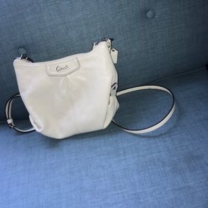 White mini cross body bag