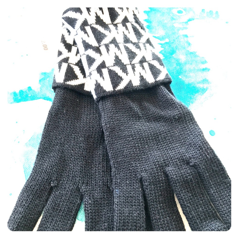 Brand new Michael Kors Gloves