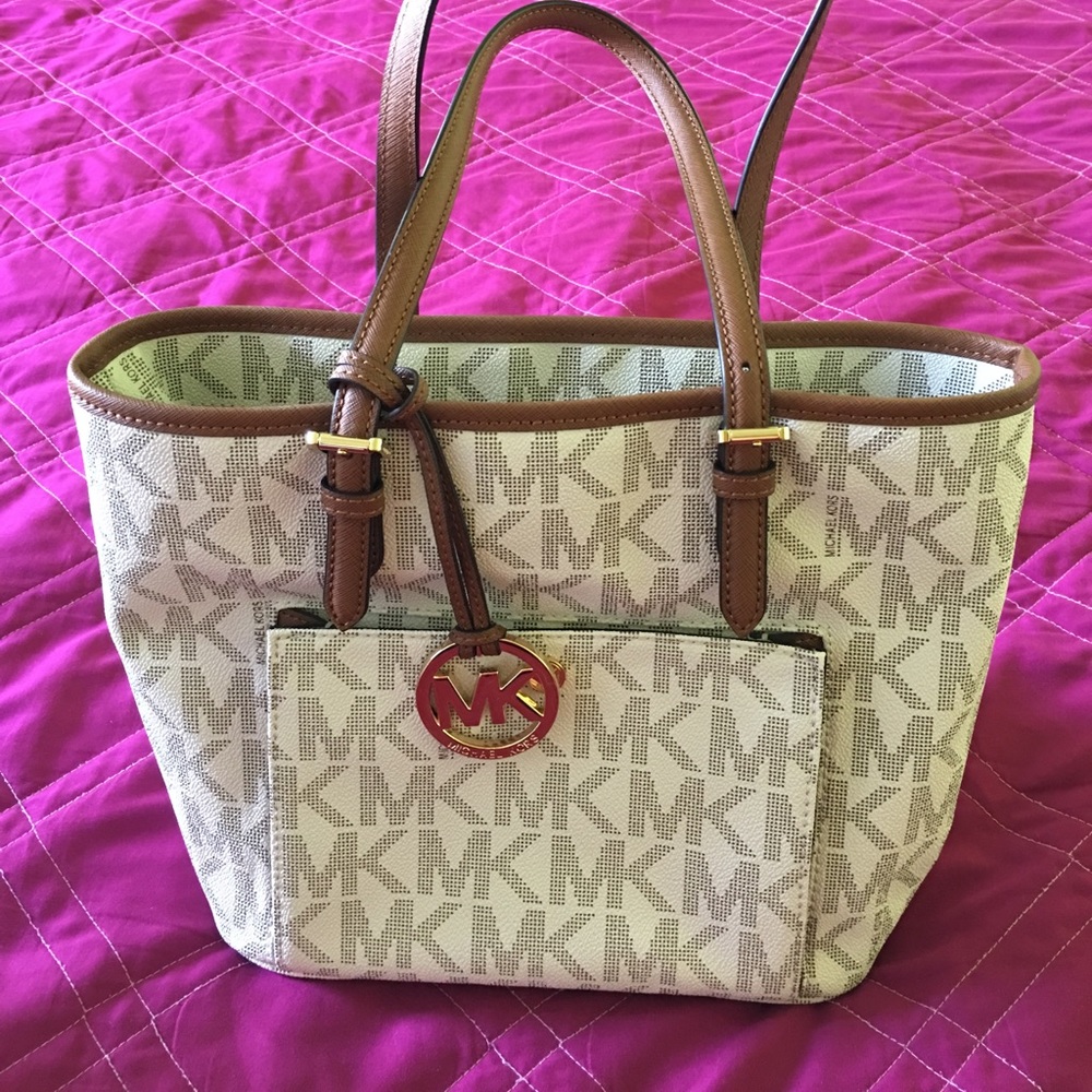 Michael Kors tote.  Perfect condition