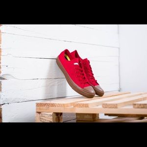 Converse Gum Sole Low Top