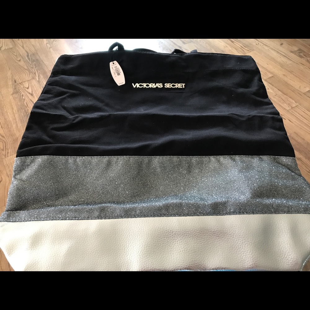 Brand New Victoria's Secret Purse