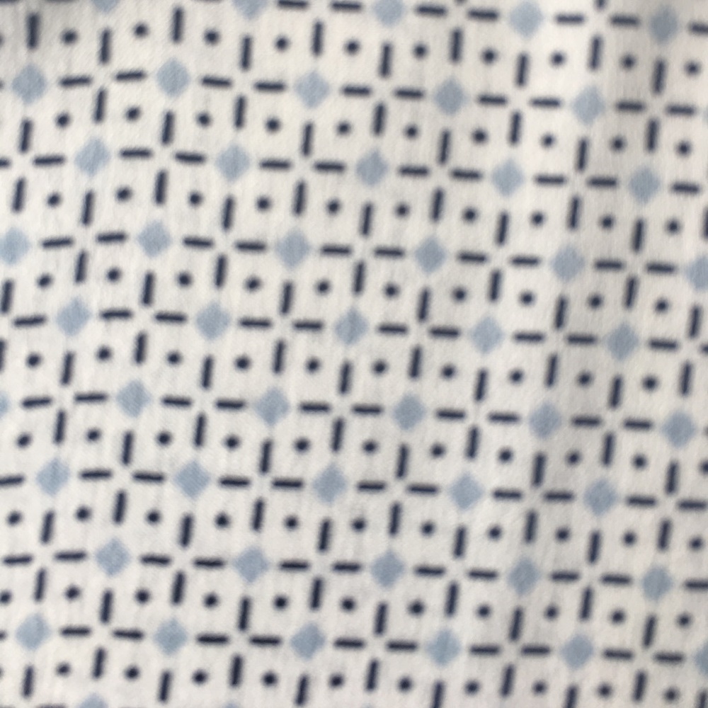 NWOT Ann Taylor Long Sleeve Button Down - Picture 3 of 4